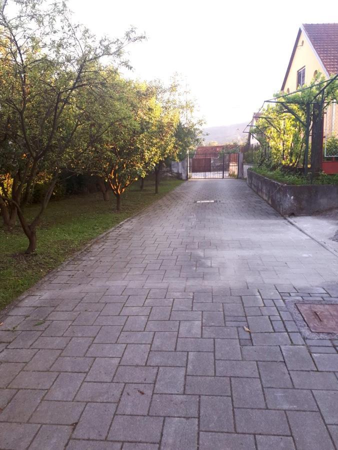 Moj Dan Daire Ogulin Dış mekan fotoğraf